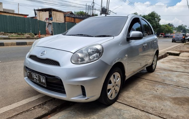Nissan March XS 2012 A/T