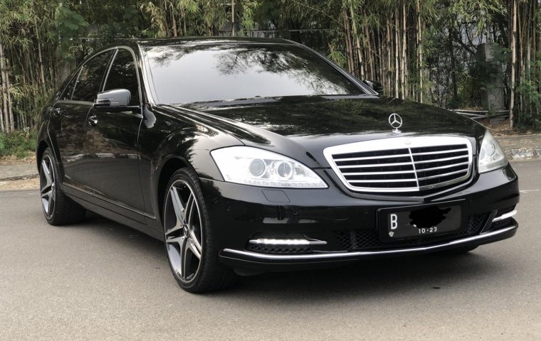 Mercedes-Benz S 300 2008 Hitam