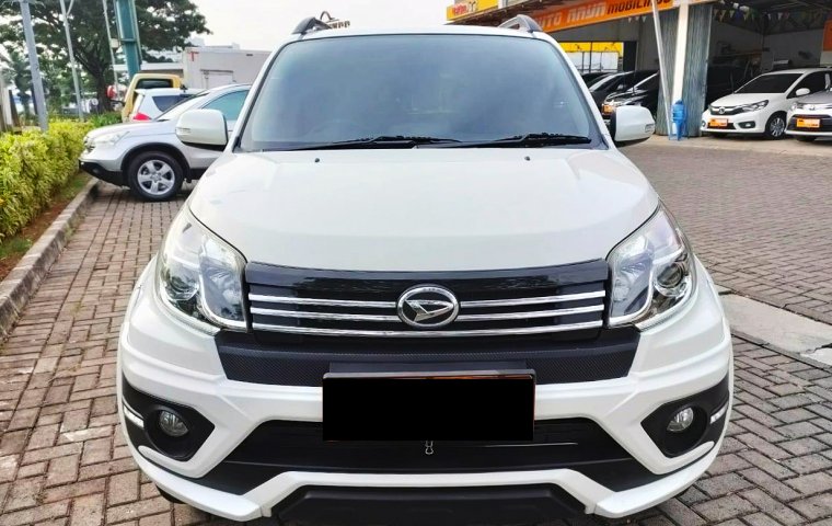 Daihatsu Terios R Deluxe 1.5AT 2017 DP Minim