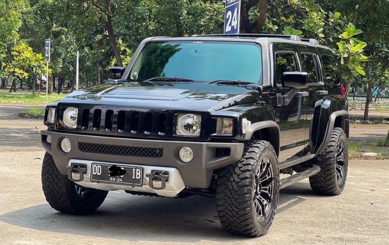 Hummer H3 2008 Hitam