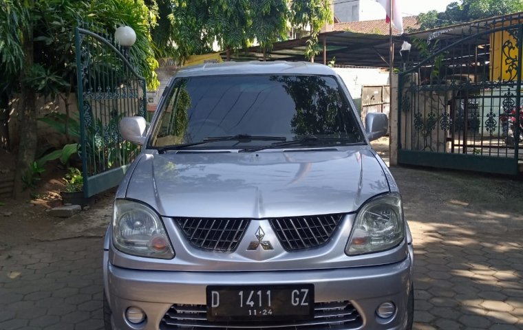 Mitsubishi Kuda Diamond MPV Tahun 2004