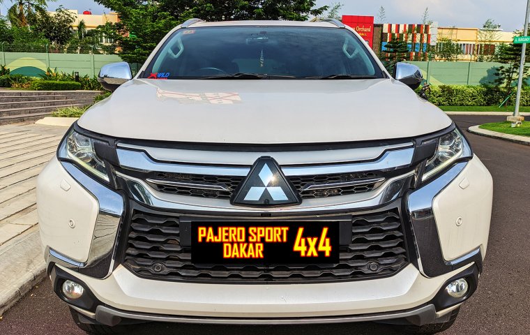 Mitsubishi Pajero Sport Dakar 4x4 AT 2018 KM Rendah DP Minim