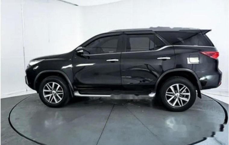 Banten, Toyota Fortuner VRZ 2017 kondisi terawat