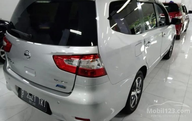 Jual mobil Nissan Grand Livina XV 2016 bekas, Jawa Barat