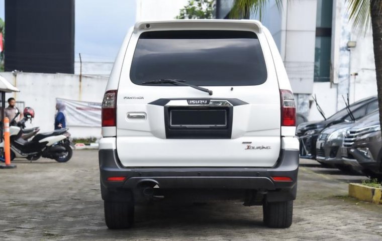 Isuzu Panther GRAND TOURING 2014