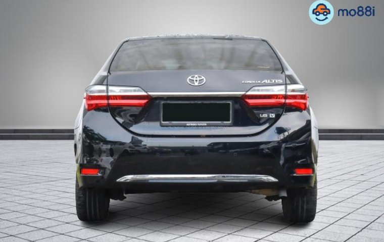 Toyota Corolla Altis V AT 2018