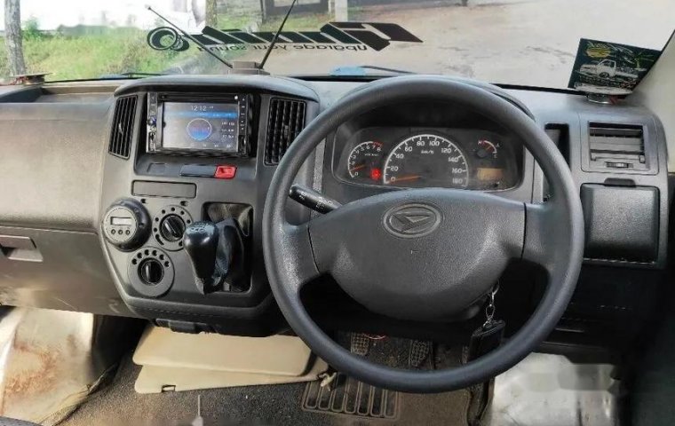 Mobil Daihatsu Gran Max 2012 AC dijual, Jawa Barat