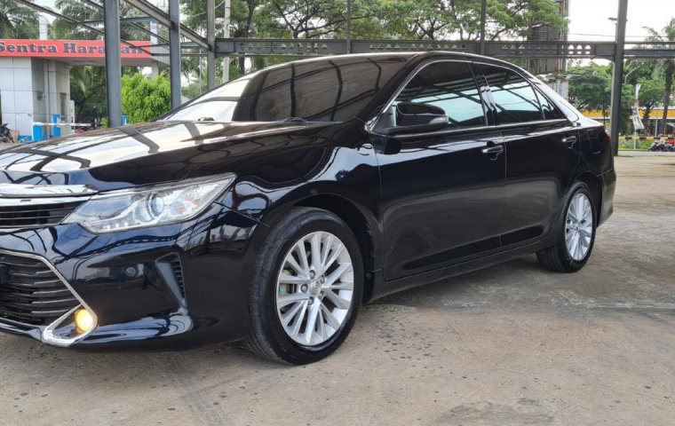 Toyota Camry 2.5 V 2017 / 2018 / 2016 Black On Beige Mulus Pjk Pjg TDP Paket 40Jt