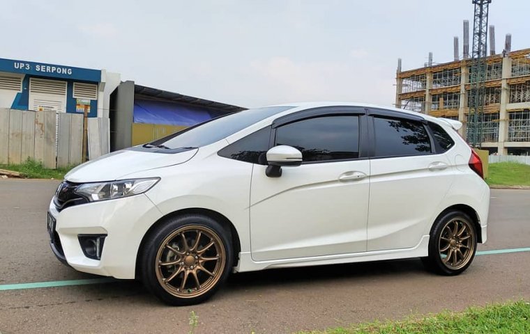 Honda Jazz RS Tahun 2016 Putih