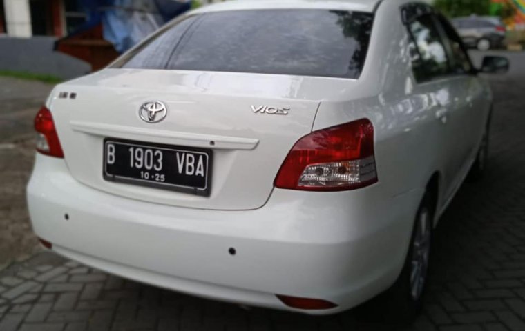Mobil Toyota Vios 2010 terbaik di Banten