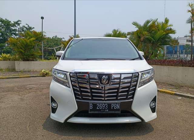 Toyota Alphard 2.5 G A/T 2015 Putih bensin