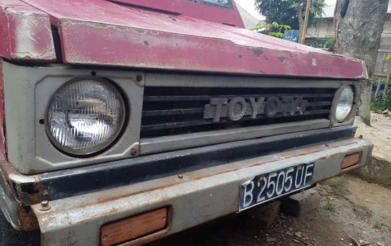 Jual mobil bekas murah Toyota Kijang 1986 di Jawa Barat
