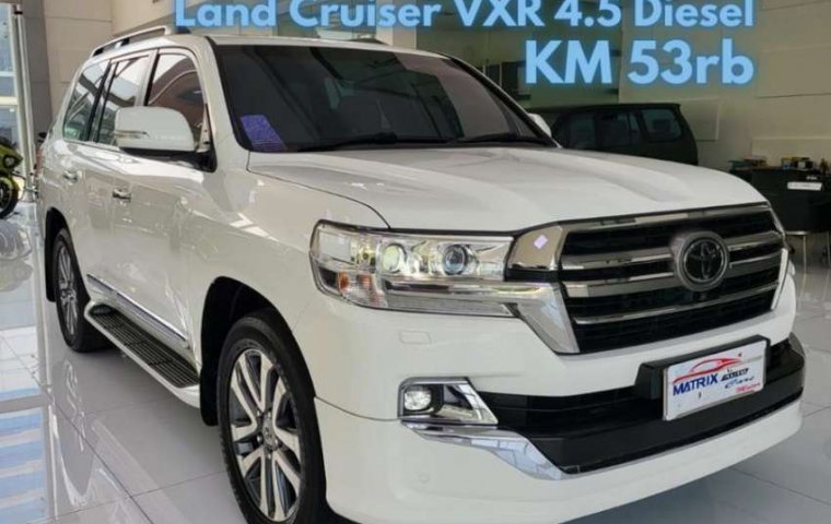 DKI Jakarta, Toyota Land Cruiser 2019 kondisi terawat