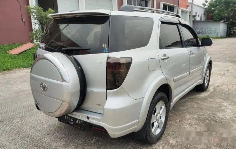 Mobil Toyota Rush 2012 G terbaik di Banten