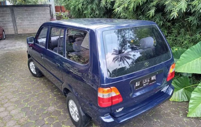 Jawa Tengah, Toyota Kijang LSX 2003 kondisi terawat