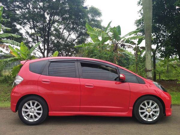 Jawa Barat, jual mobil Honda Jazz RS 2014 dengan harga terjangkau