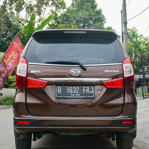 Jual mobil bekas murah Daihatsu Xenia X DELUXE 2015 di Jawa Barat