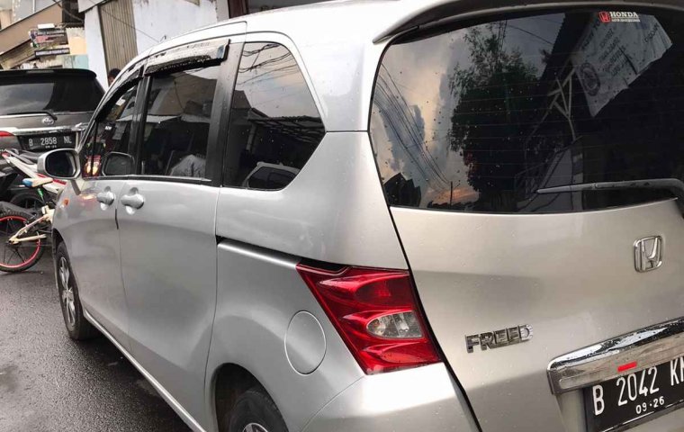 Jual mobil bekas murah Honda Freed 2009 di DKI Jakarta