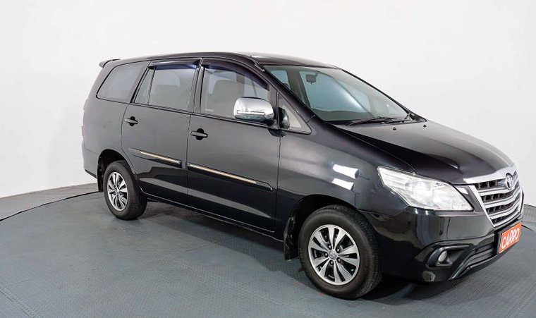 Toyota Kijang Innova G A/T Gasoline 2015 Hitam