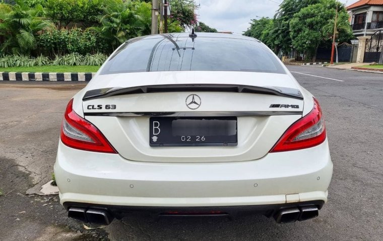 Jual mobil Mercedes-Benz AMG 2011 bekas, Jawa Timur