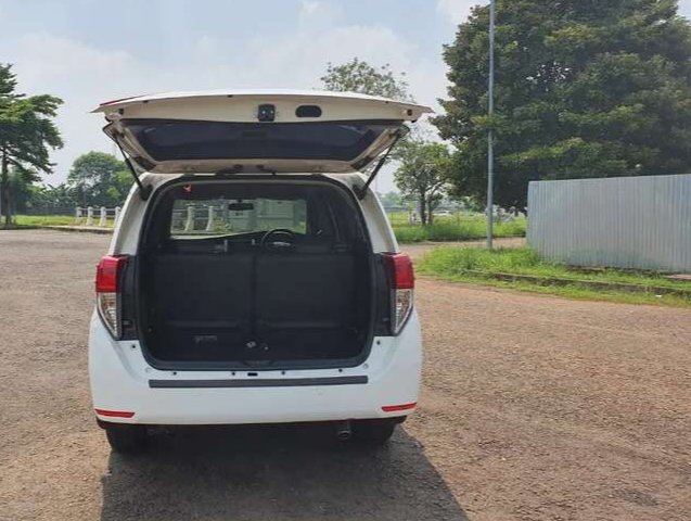 Toyota Kijang Innova 2.0 NA 2016 SUV