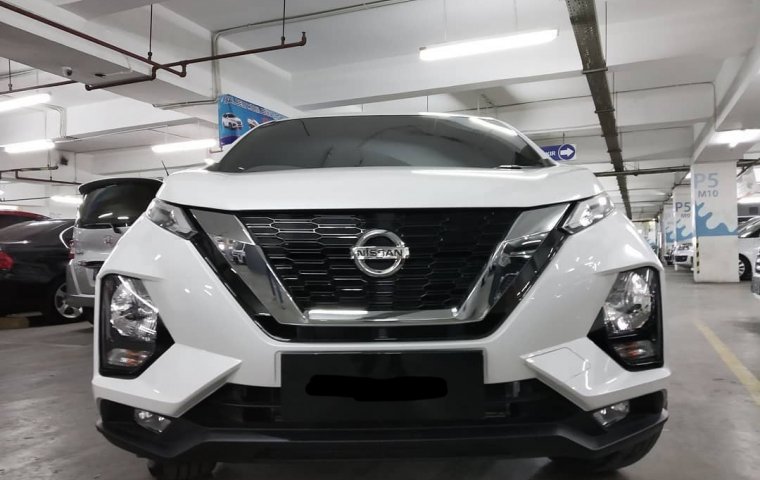 Jual Mobil Bekas Promo Nissan Livina E 2019 Putih