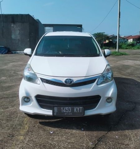 Jual Toyota Veloz 2014 harga murah di Jawa Barat