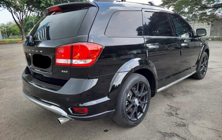 Dodge Journey SXT Platinum 2014 Hitam