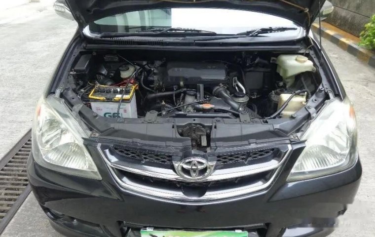 Mobil Toyota Avanza 2009 G terbaik di Jawa Timur