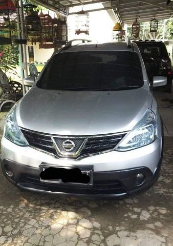 Mobil Nissan Grand Livina 2013 dijual, Banten