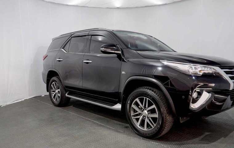 Toyota Fortuner 2.7 SRZ AT 2018 Hitam