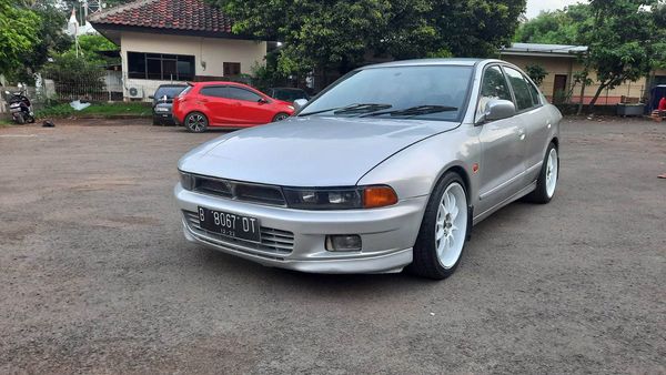 Mobil Mitsubishi Galant 2000 dijual, DKI Jakarta