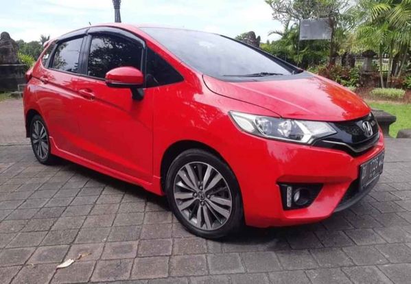 Jual mobil bekas murah Honda Jazz 2015 di Bali