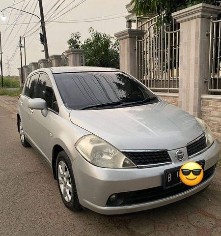 Banten, Nissan Latio 1.5 Automatic 2008 kondisi terawat