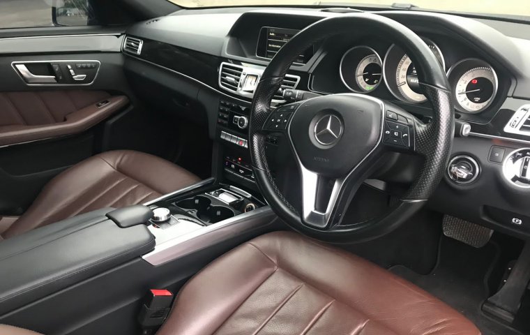 Mercedes-Benz E-Class E250 2015 Hitam