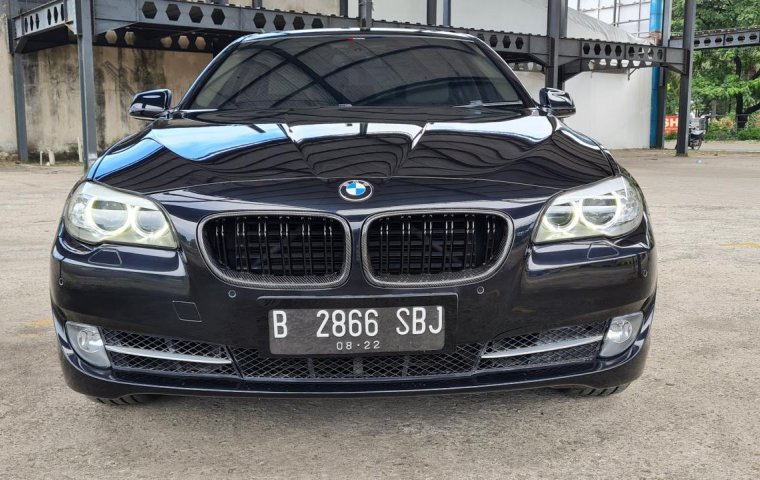 BMW 520i 2.0 Luxury 2012 / 2013 / 2011 Black On Beige Mulus Low KM TDP 75Jt