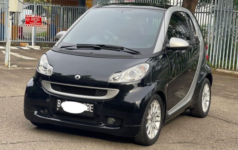 Smart fortwo Cabrio 2010 Hitam