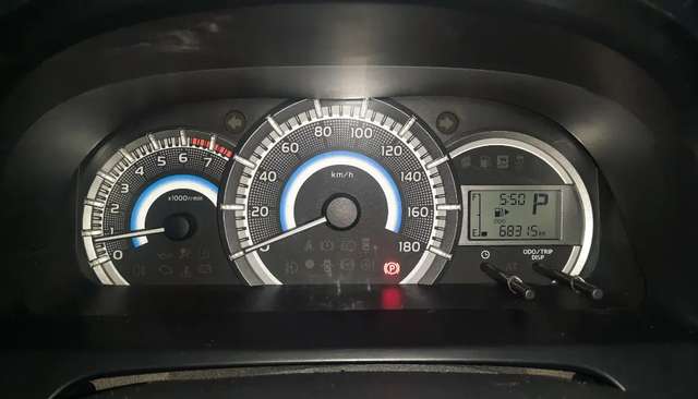 Toyota Avanza (2016) 1.5 VELOZ BENSIN MATIC KM 60.000