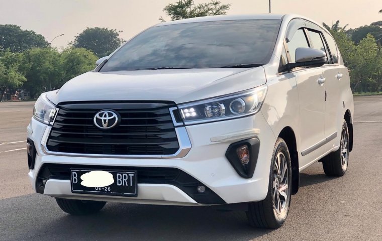 Toyota Kijang Innova 2.4V 2021 Putih