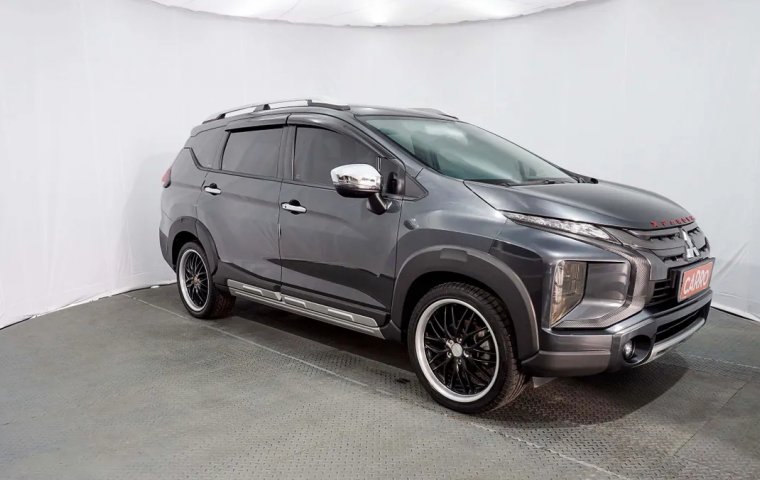 Mitsubishi Xpander Cross AT 2019 Abu-abu