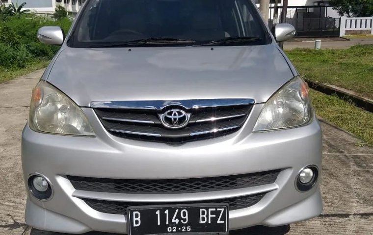 Toyota Avanza S 2010