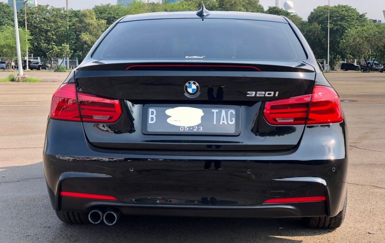 BMW 3 Series 320i 2017