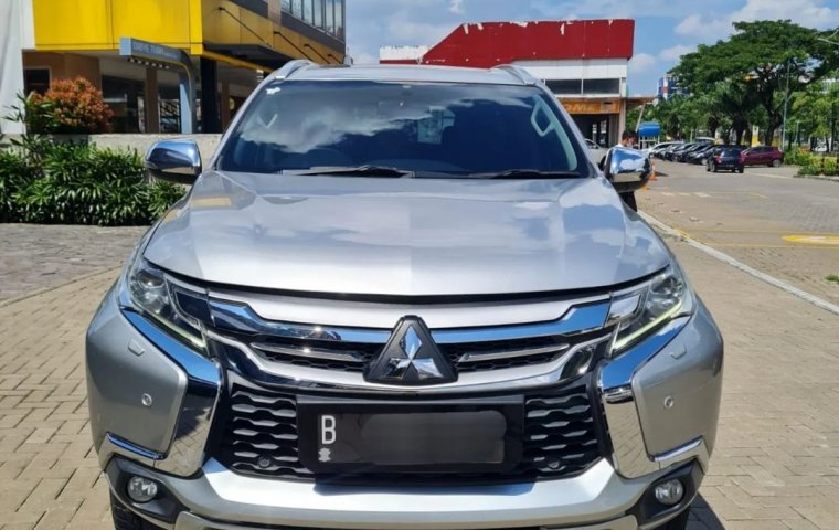 MITSUBISHI PAJERO DAKAR 4X2 DIESEL AT MATIC 2018 SILVER