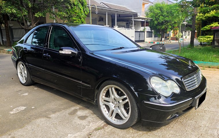 Mercedes Benz C-Class C240 2003 Sunroof