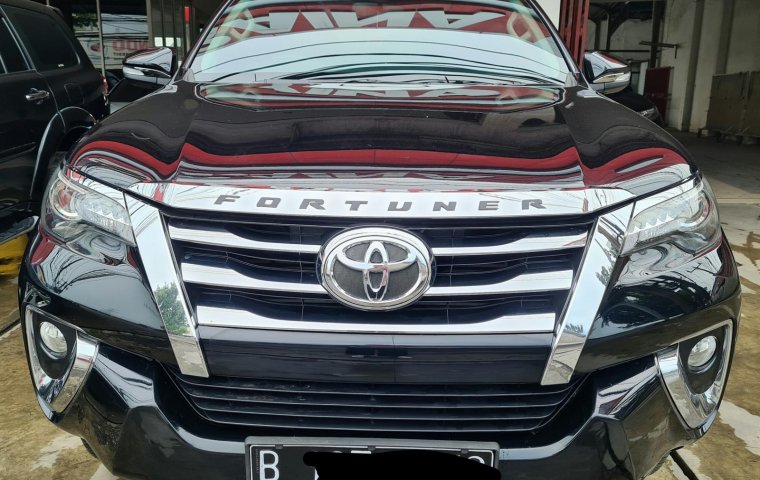 Toyota Fortuner VRZ 2.4 Diesel AT ( Matic ) 2017 Hitam Km 146rban  An  PT