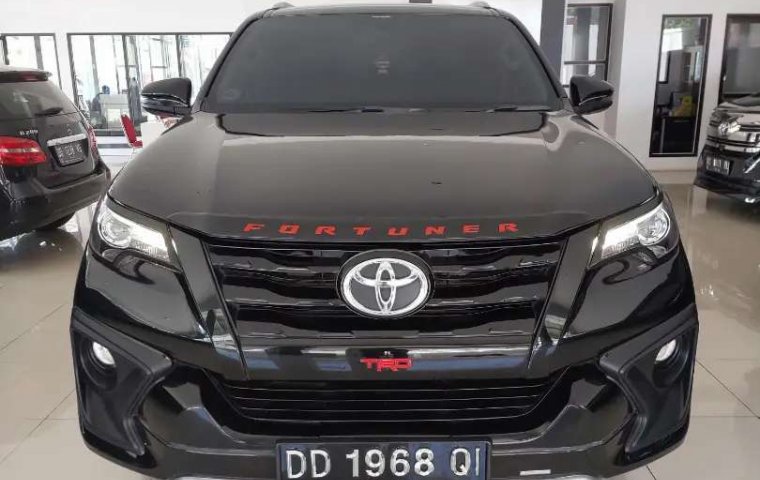 Jual mobil bekas murah Toyota Fortuner TRD 2018 di Sulawesi Selatan