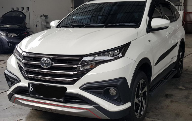 Toyota Rush TRD Sportivo A/T ( Matic ) 2019/2020 Putih Km 24rban