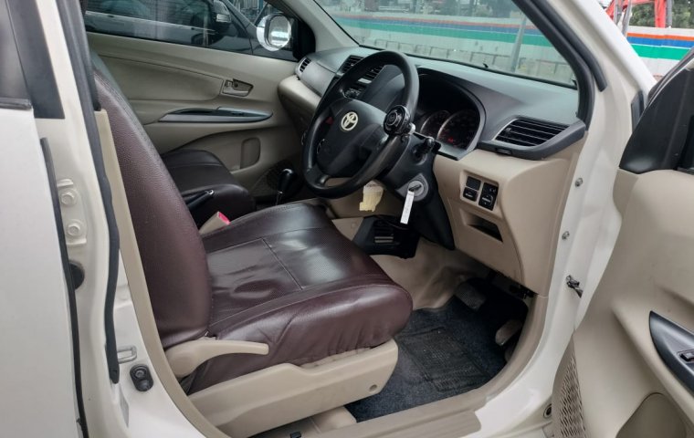 Toyota Avanza 1.3G AT 2013