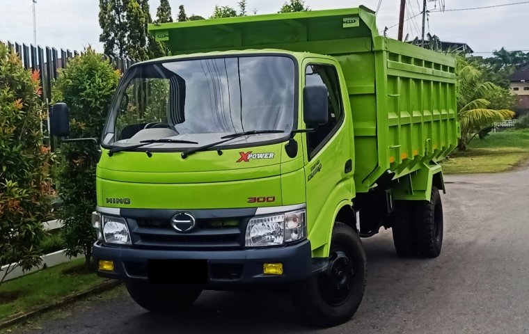 HINO DUTRO TRUK (HIJAU) TIPE 130 HD PS X POWER DUMP TRUK JUMBO (2021)