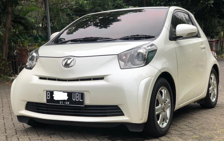 TOYOTA IQ 2009 AT PUTIH MOBIL UNIK PROMO DISKON GEDE GEDEAN!!